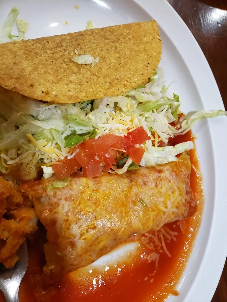 Shredded Beef Taco & Chicken Tamale